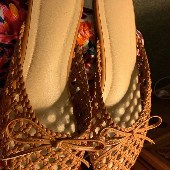 Brand new without tag slippers mule - Picture 5 of 6